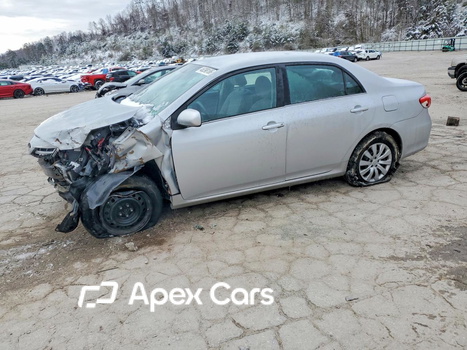 Toyota Corolla 2013 - Image 1 of 13