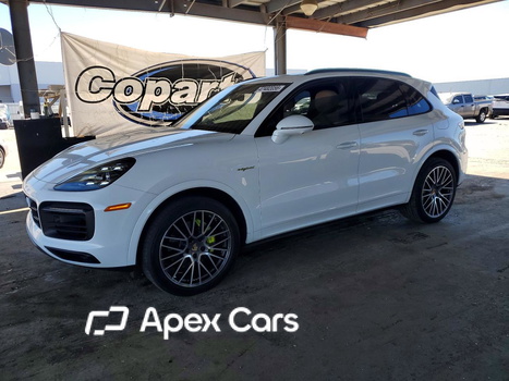 Porsche Cayenne 2021 - Image 1 of 12