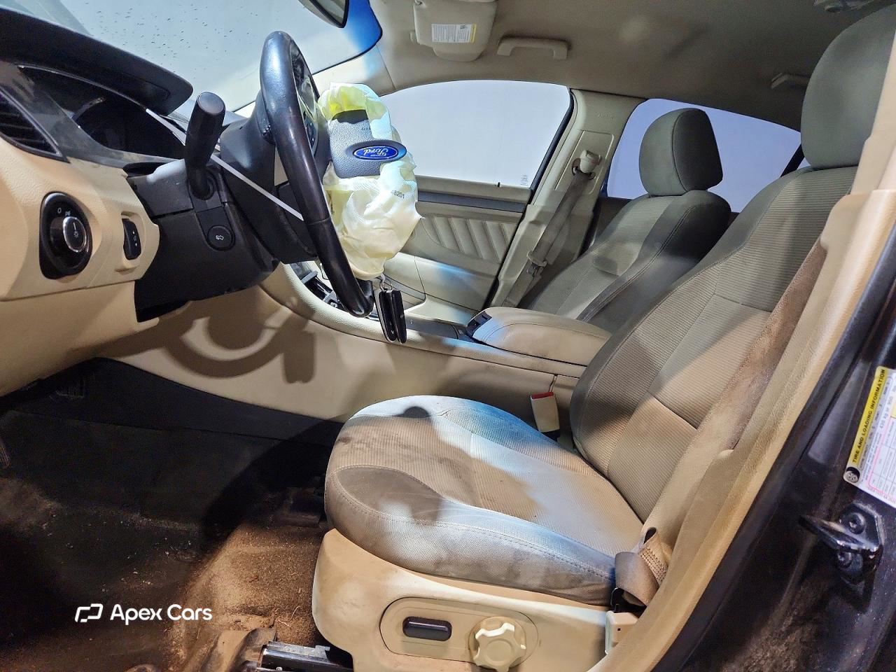 Ford Taurus 2015