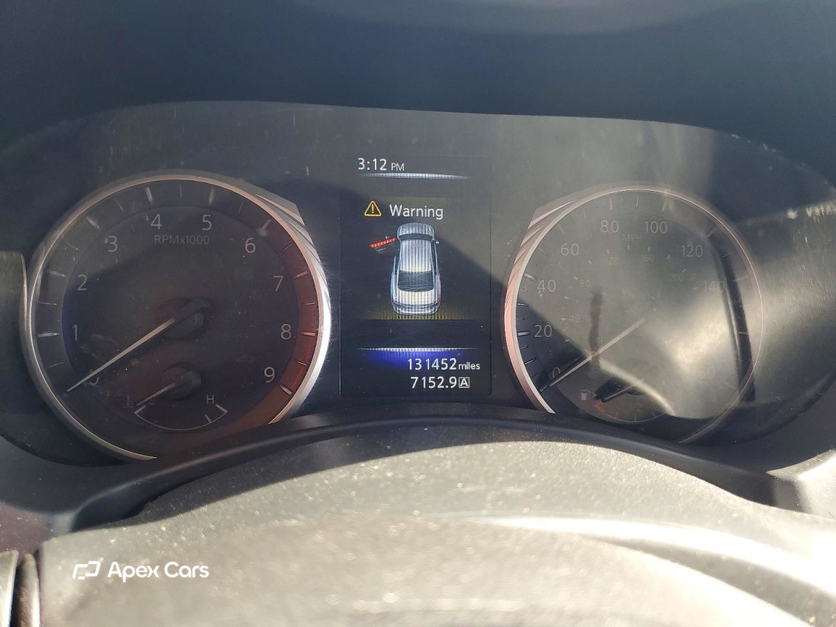 Infiniti Q50 2015