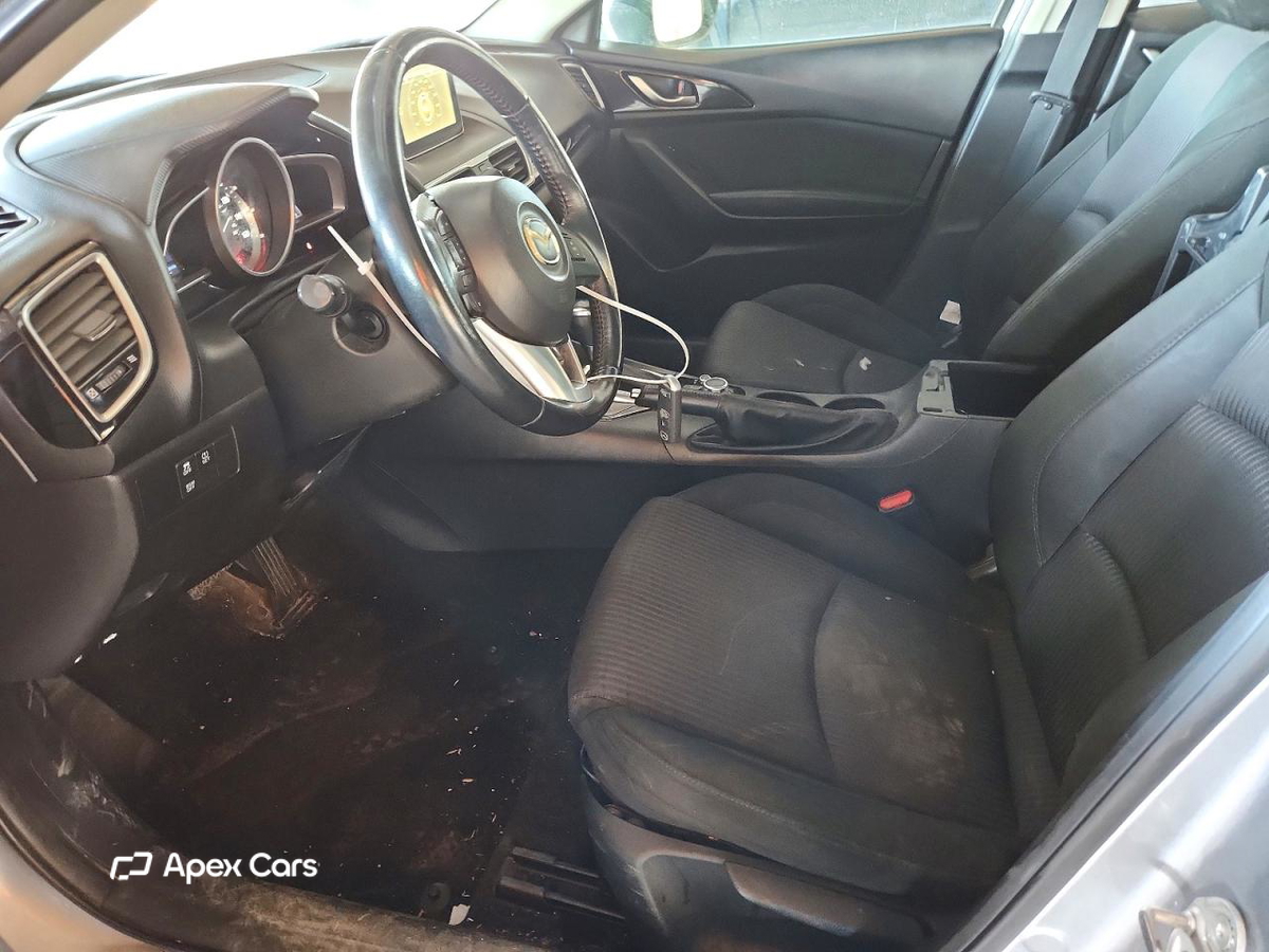 Mazda 3 2015