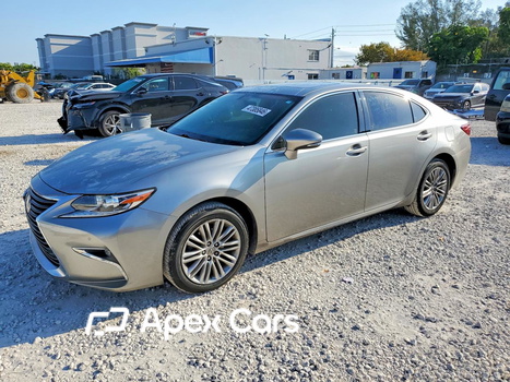 Lexus ES 2016 - Image 1 of 13