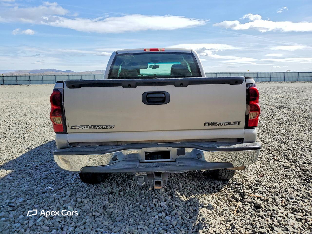 Chevrolet Silverado 2004