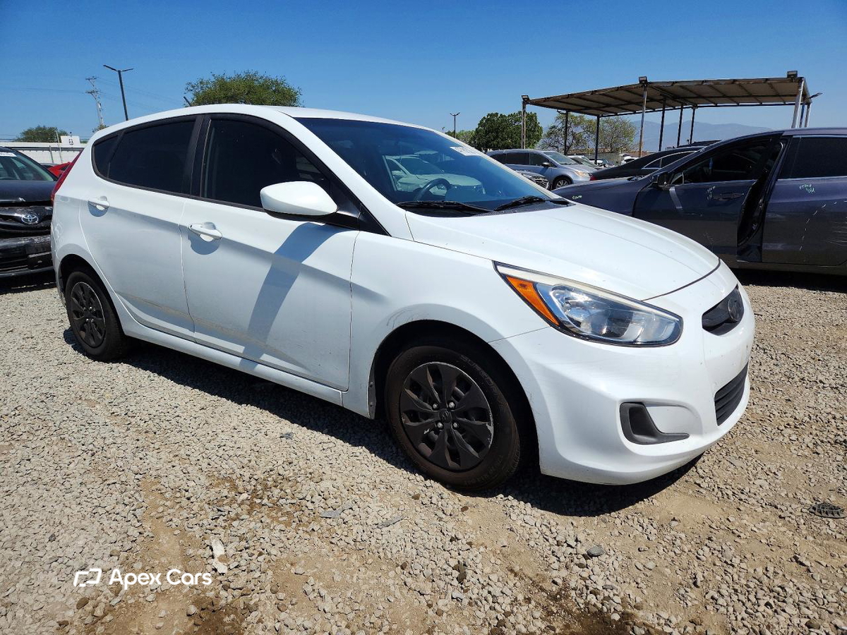 Hyundai Accent 2015
