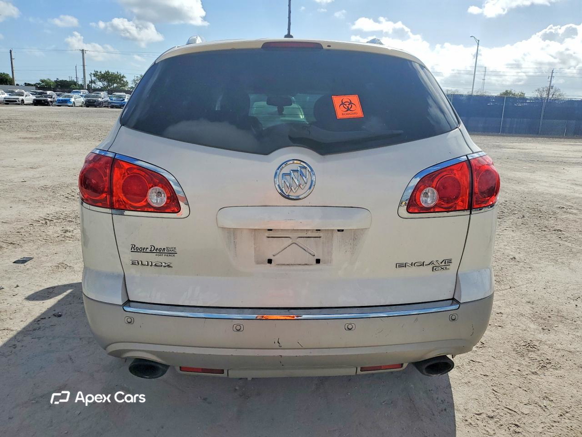 Buick Enclave 2011
