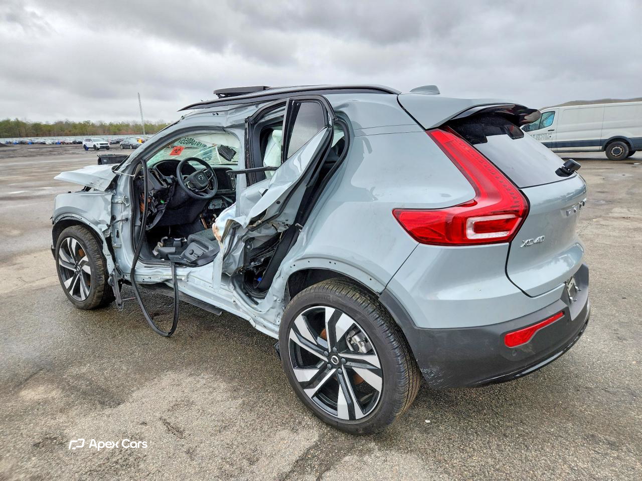 Volvo XC40 2024