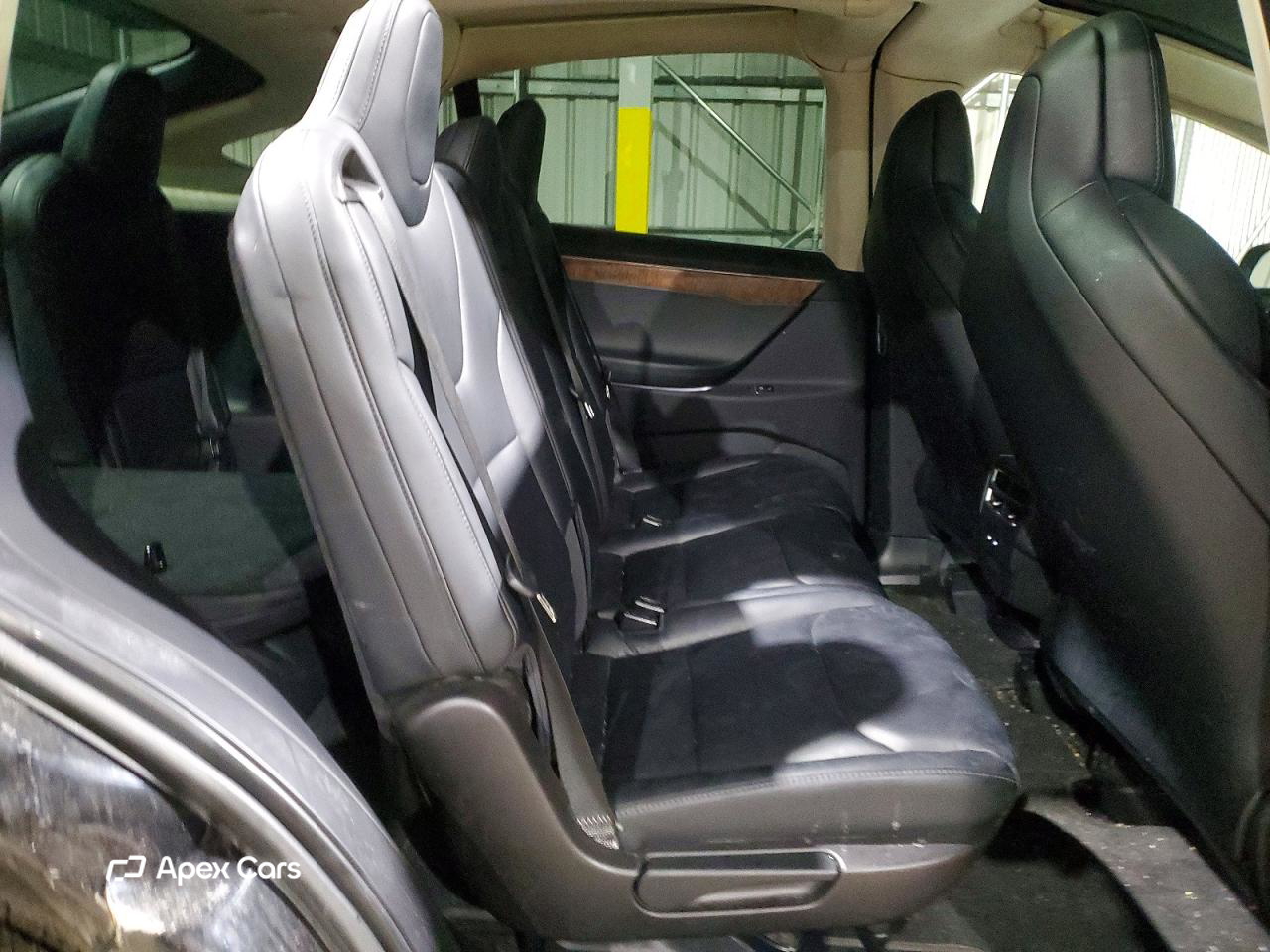 Tesla Model X 2018