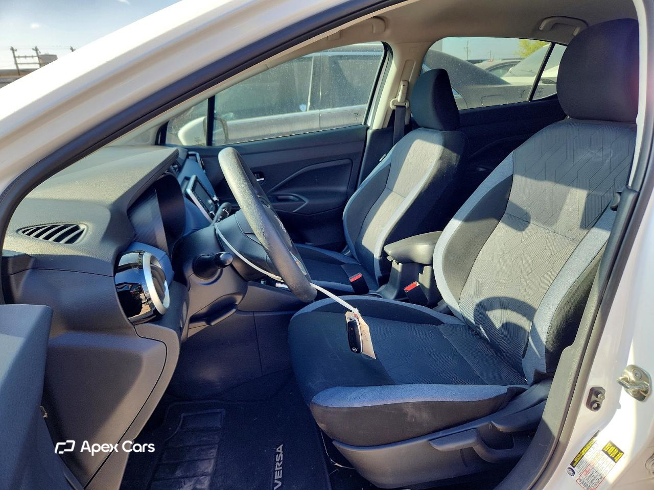 Nissan Versa 2025