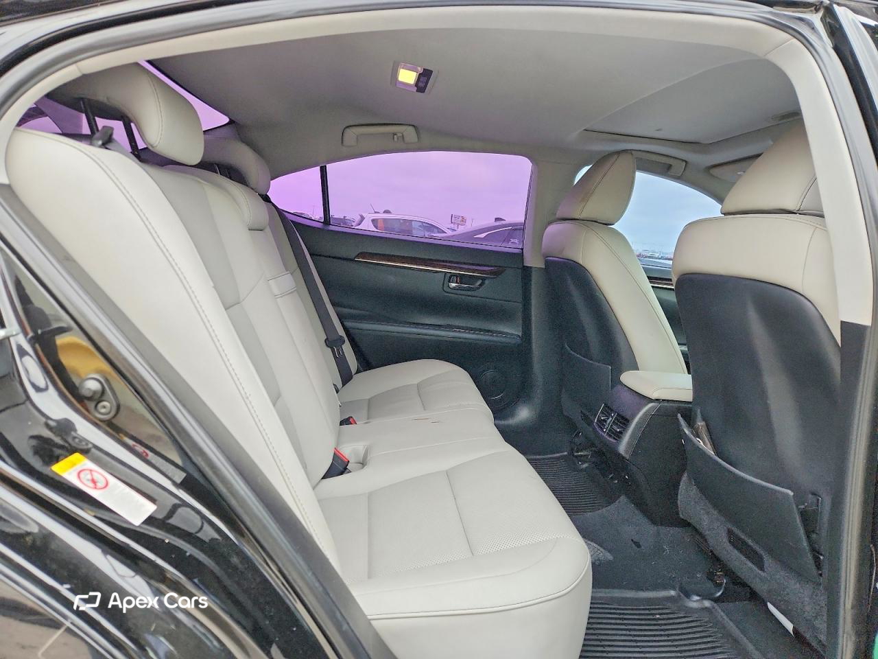 Lexus ES 2016