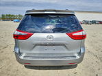 Toyota Sienna 2020