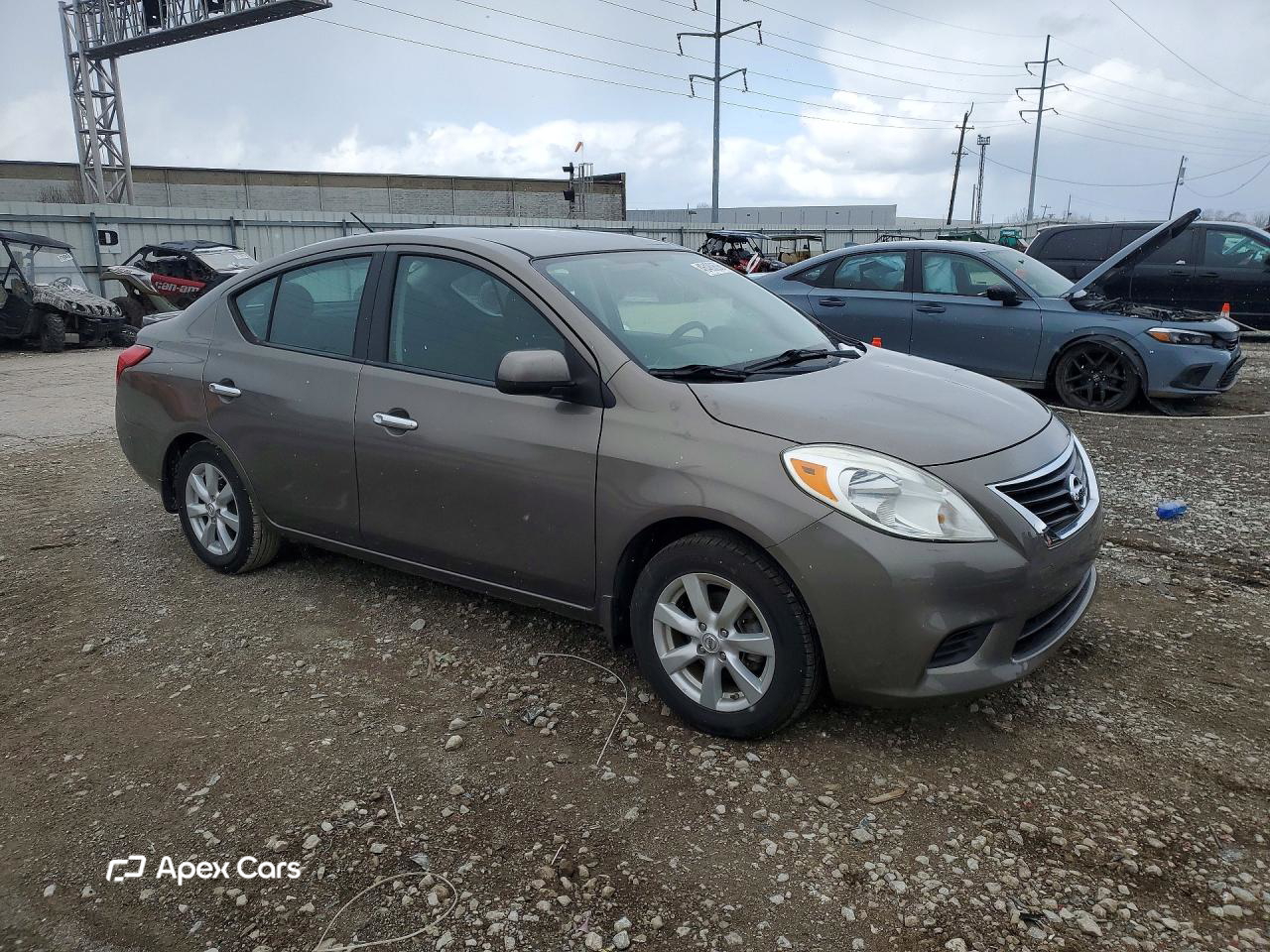 Nissan Versa 2014