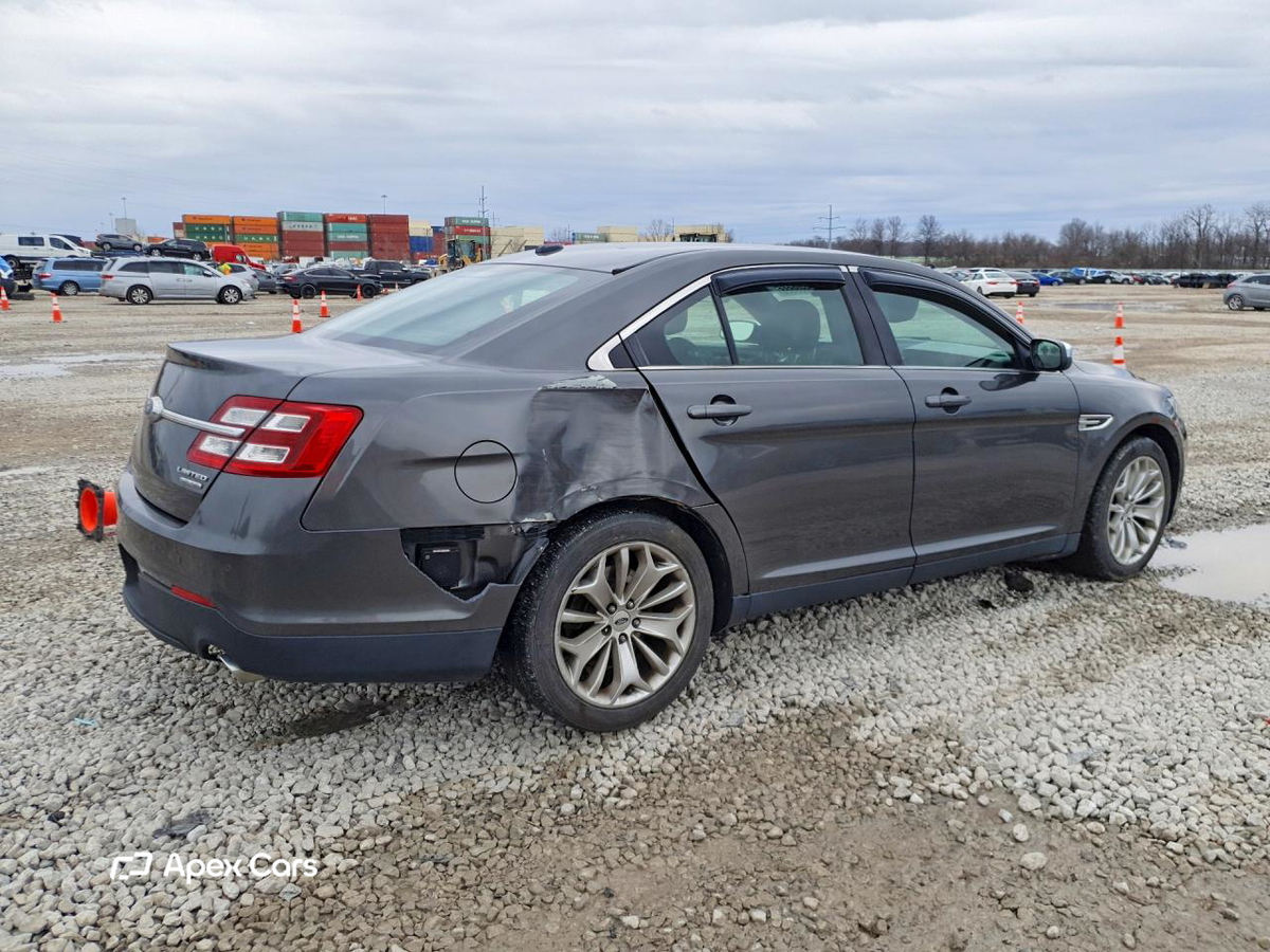 Ford Taurus 2017