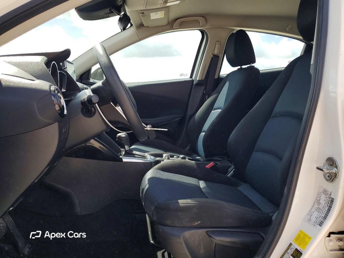 Scion iA 2016