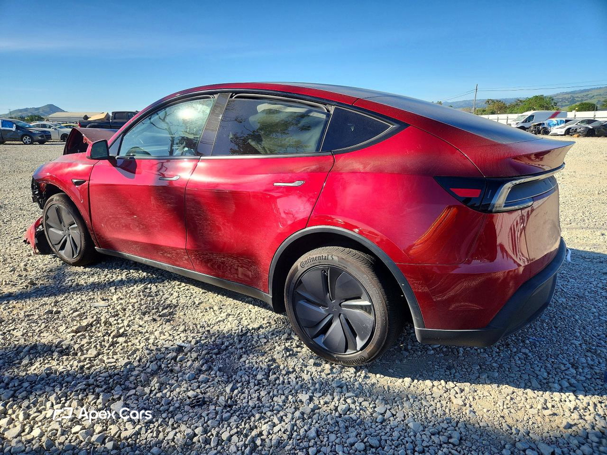 Tesla Model Y 2026