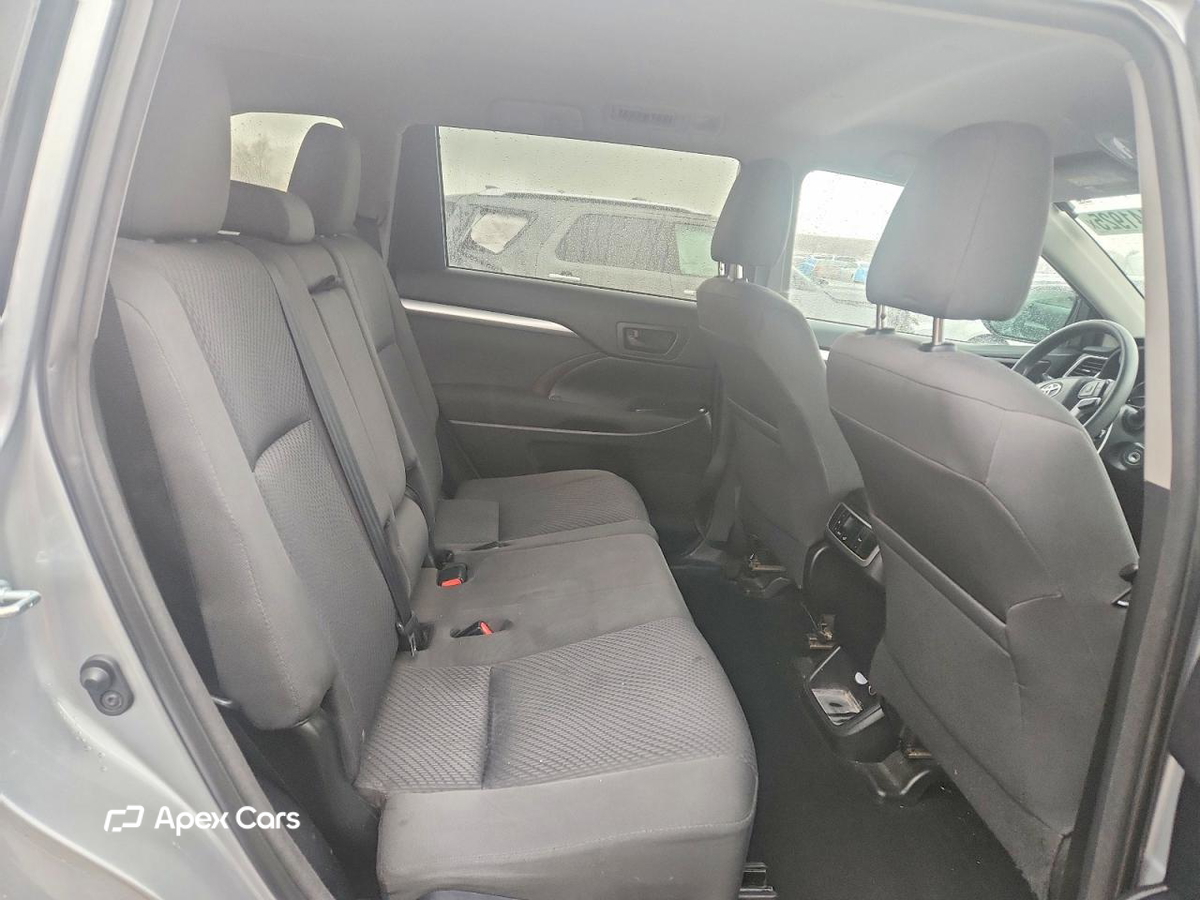 Toyota Highlander 2016