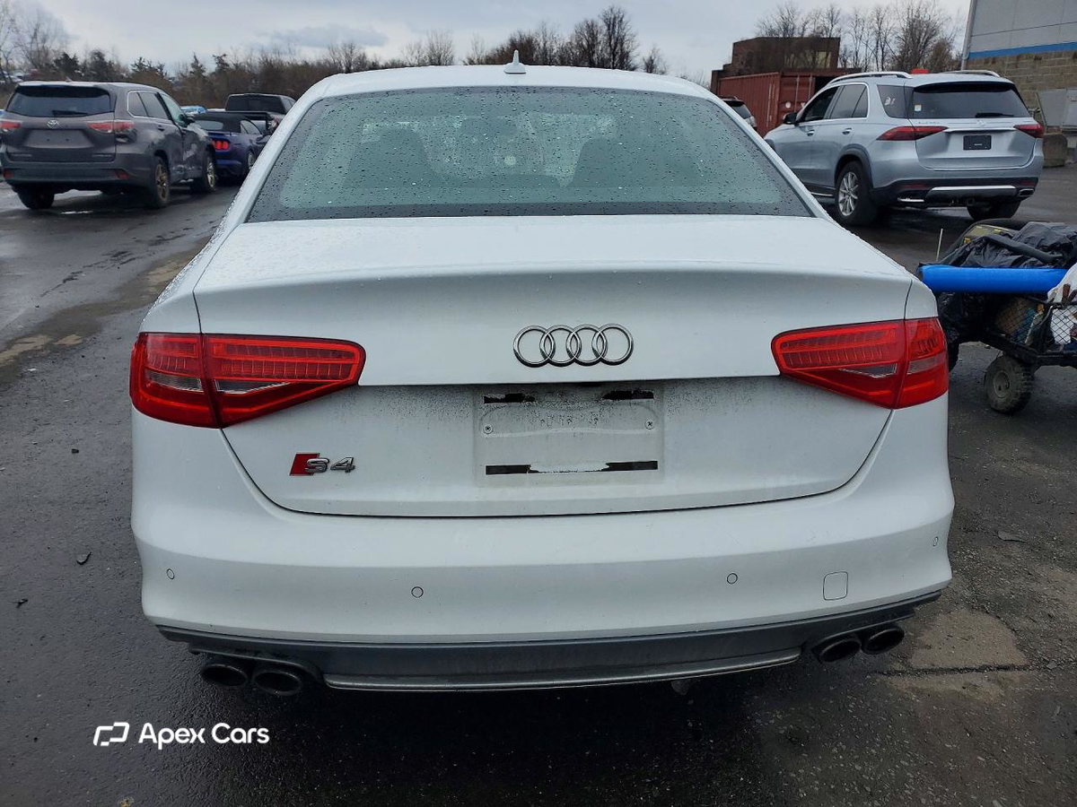 Audi RS4 2013