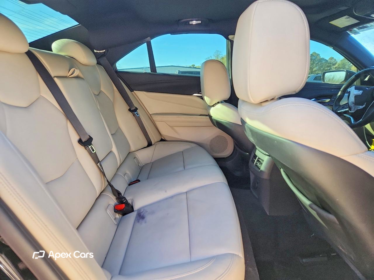 Cadillac CT4 2024