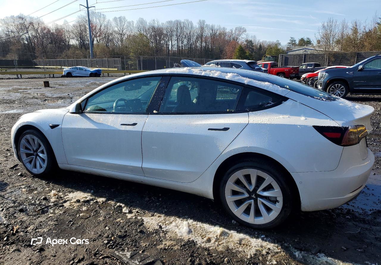 Tesla Model 3 2022
