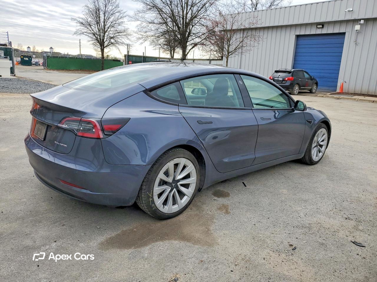 Tesla Model 3 2022
