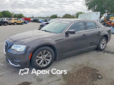 Chrysler 300 2015 - Image 1 of 13