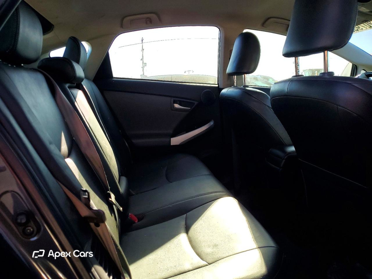 Toyota Prius 2012