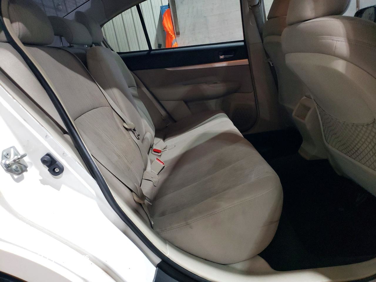Subaru Legacy 2013