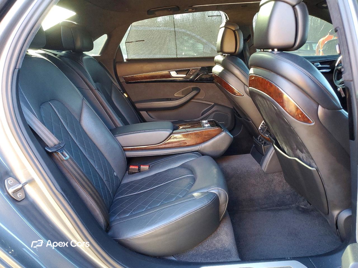 Audi A8 2016