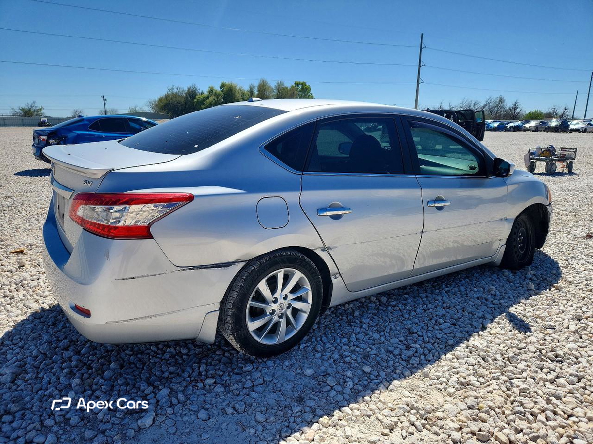 Nissan Sentra 2015