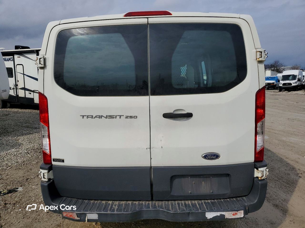 Ford Transit 2015