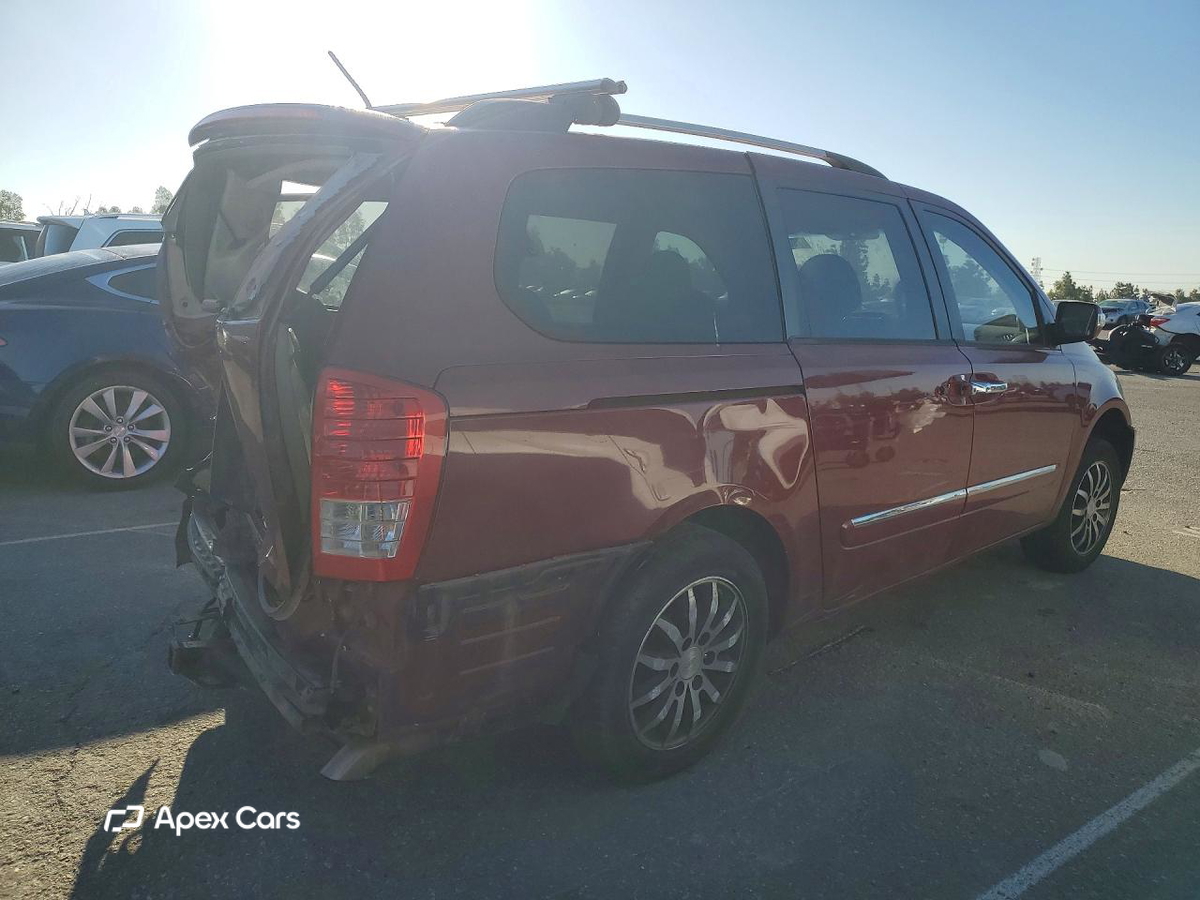 Kia Sedona 2012