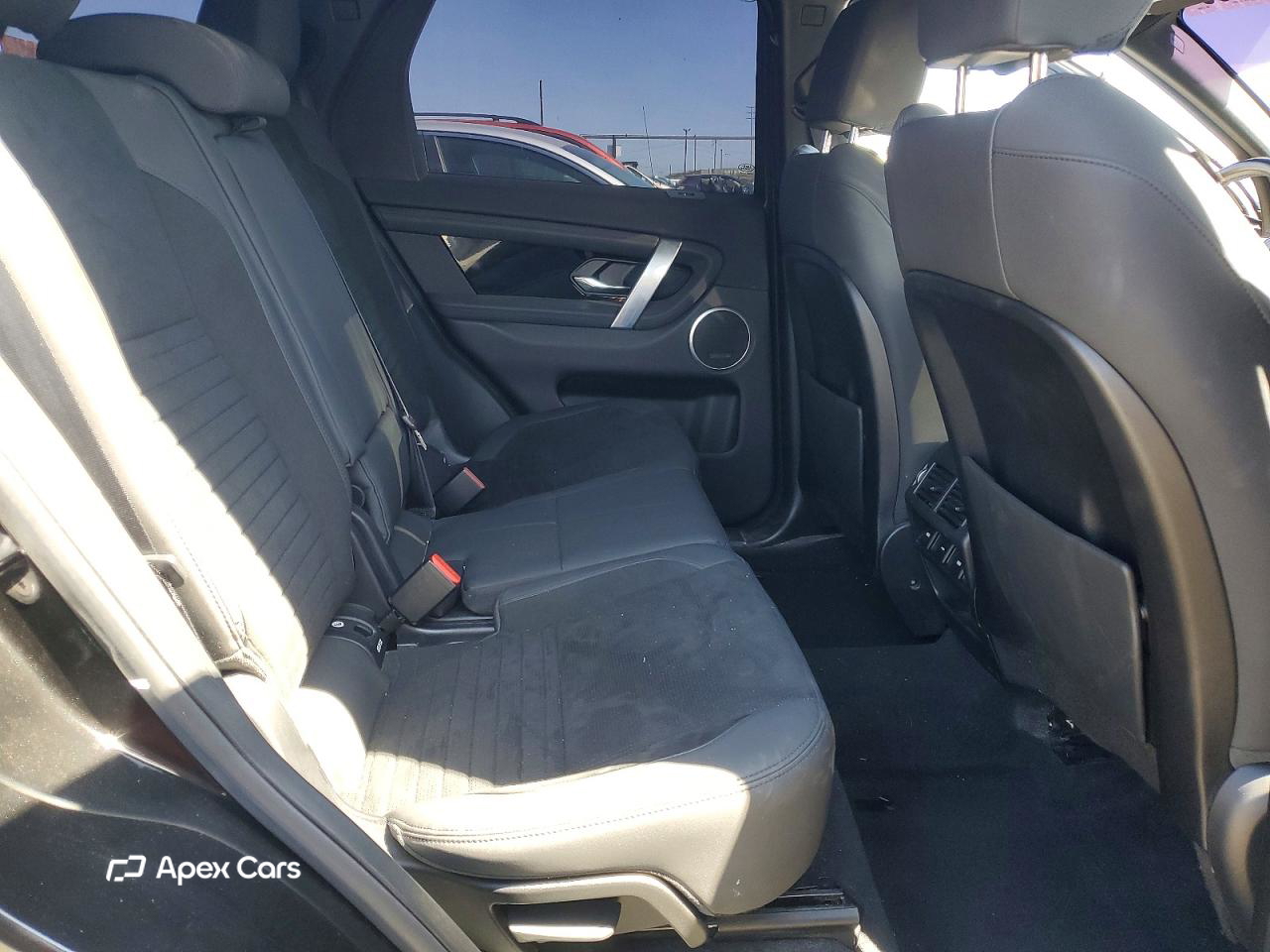 Land Rover Discovery 2020