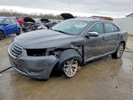Ford Taurus 2015