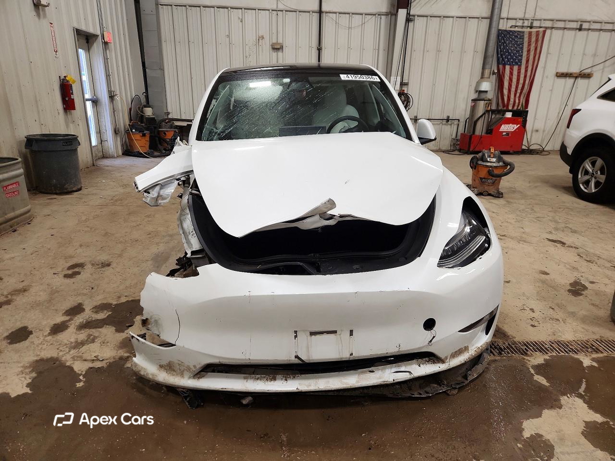 Tesla Model Y 2022