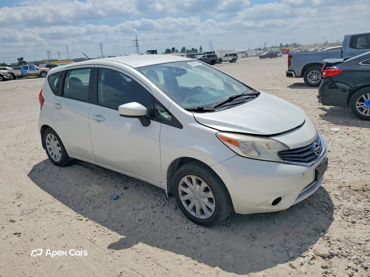 Nissan Versa 2015