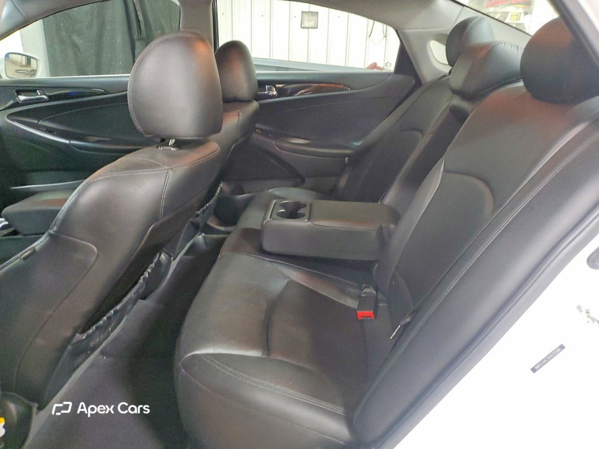 Hyundai Sonata 2013