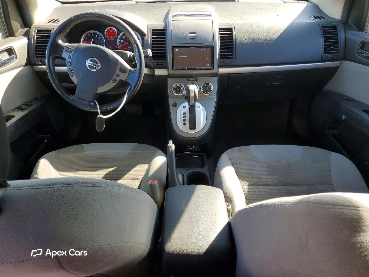 Nissan Sentra 2012