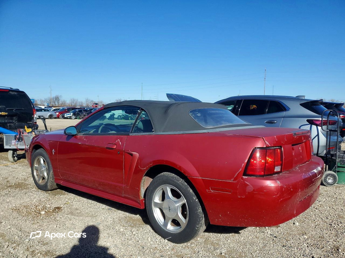 Ford Mustang 2001