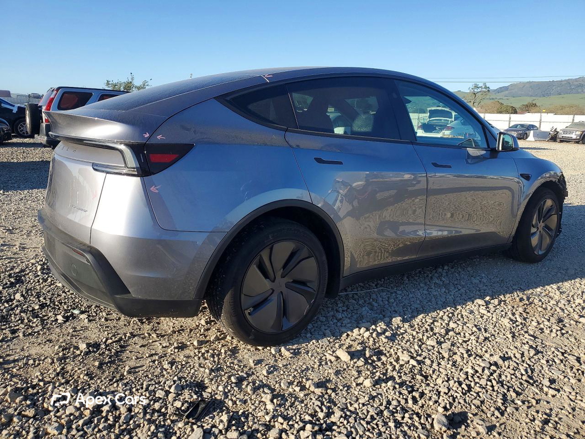 Tesla Model Y 2026