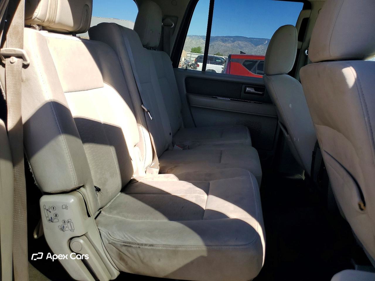 Ford Expedition 2012