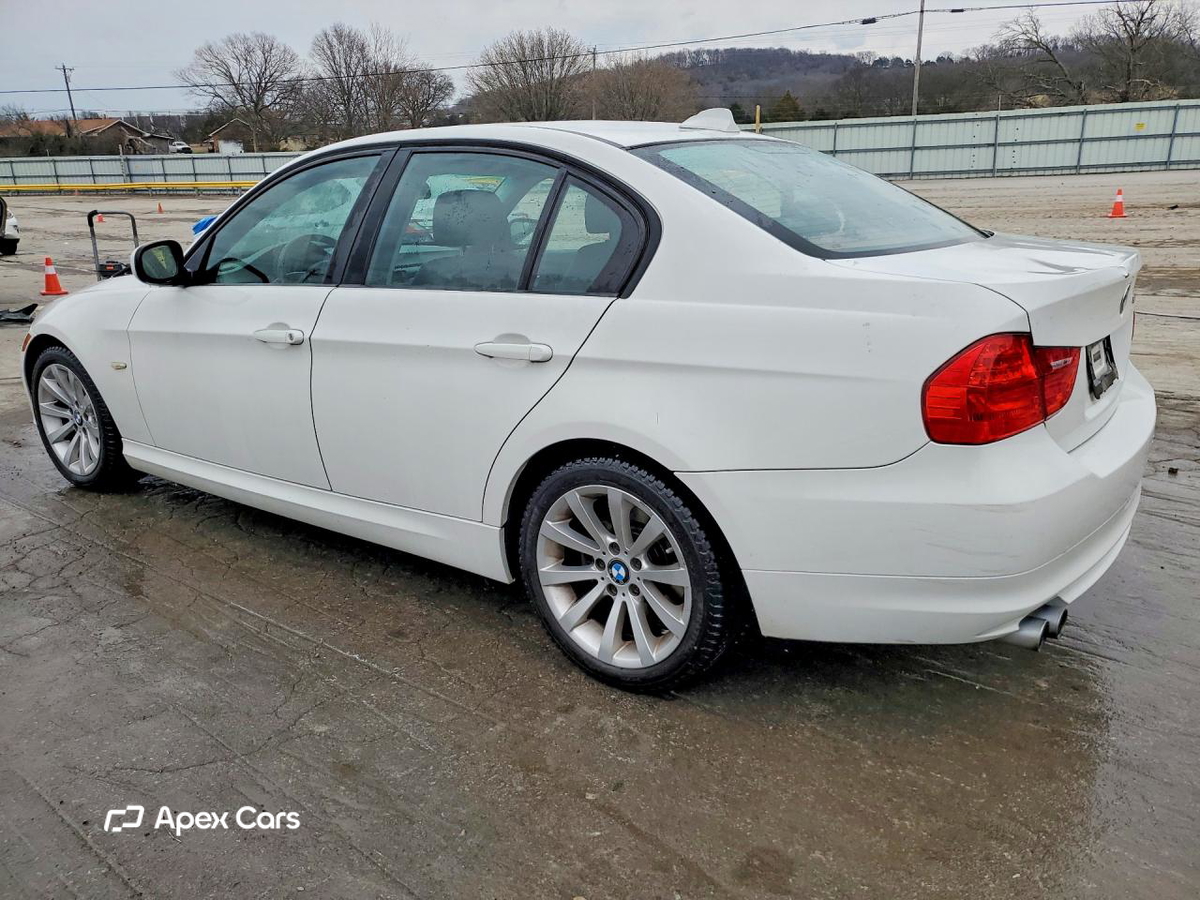 BMW Series 3 2011