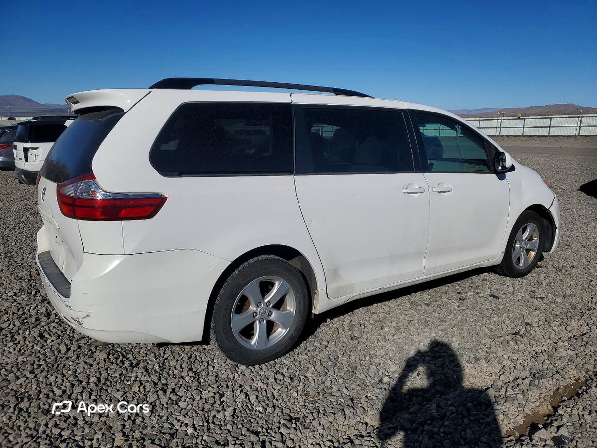 Toyota Sienna 2015
