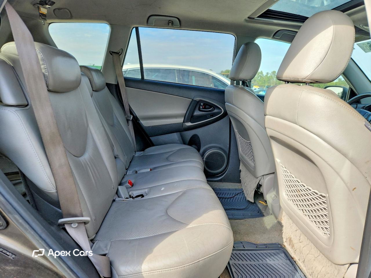 Toyota RAV 4 2010