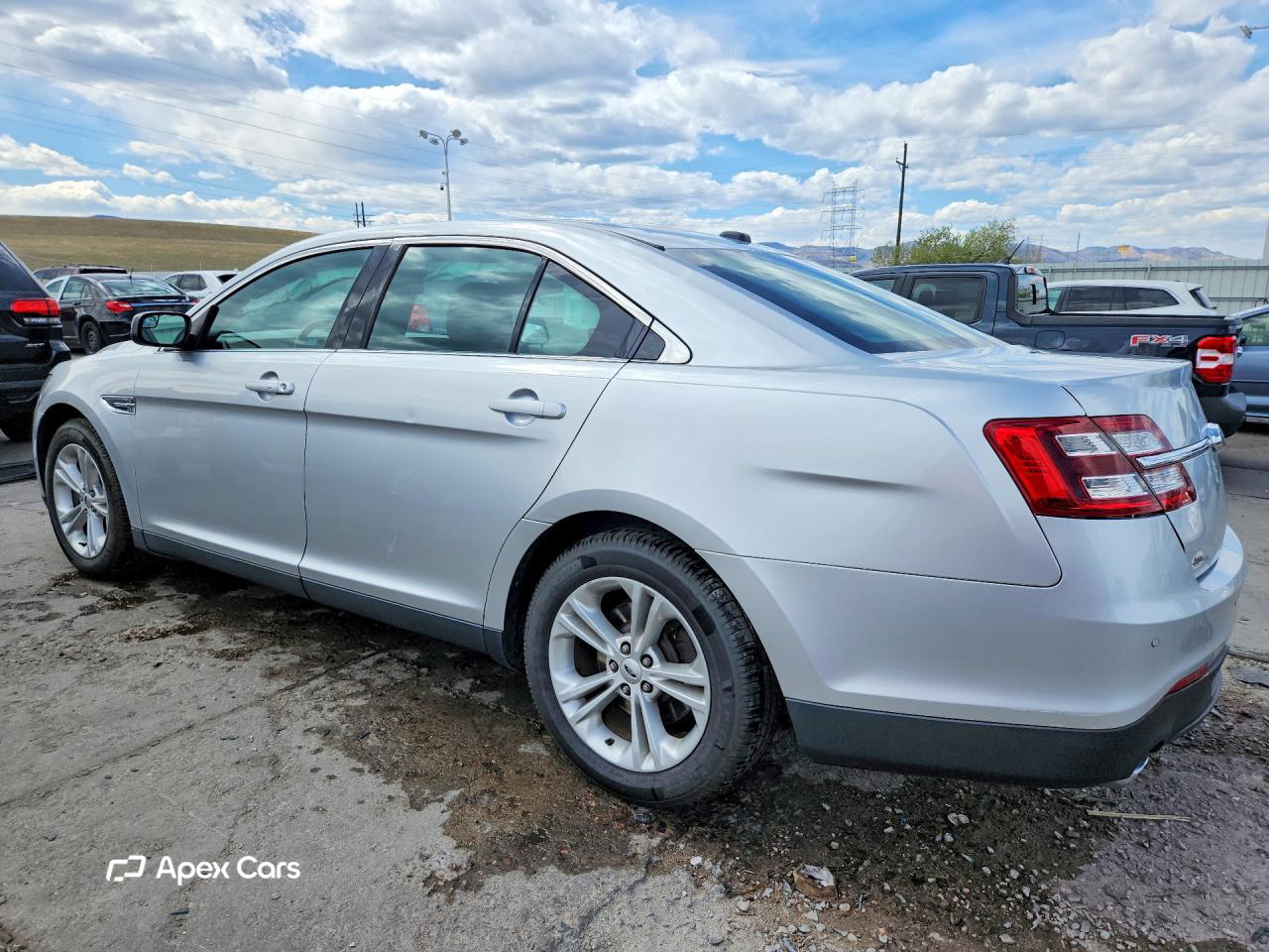 Ford Taurus 2017
