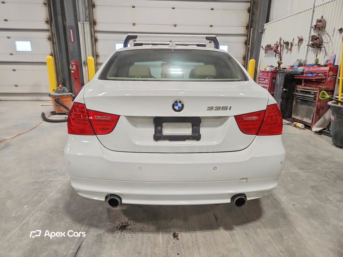 BMW Series 3 2009