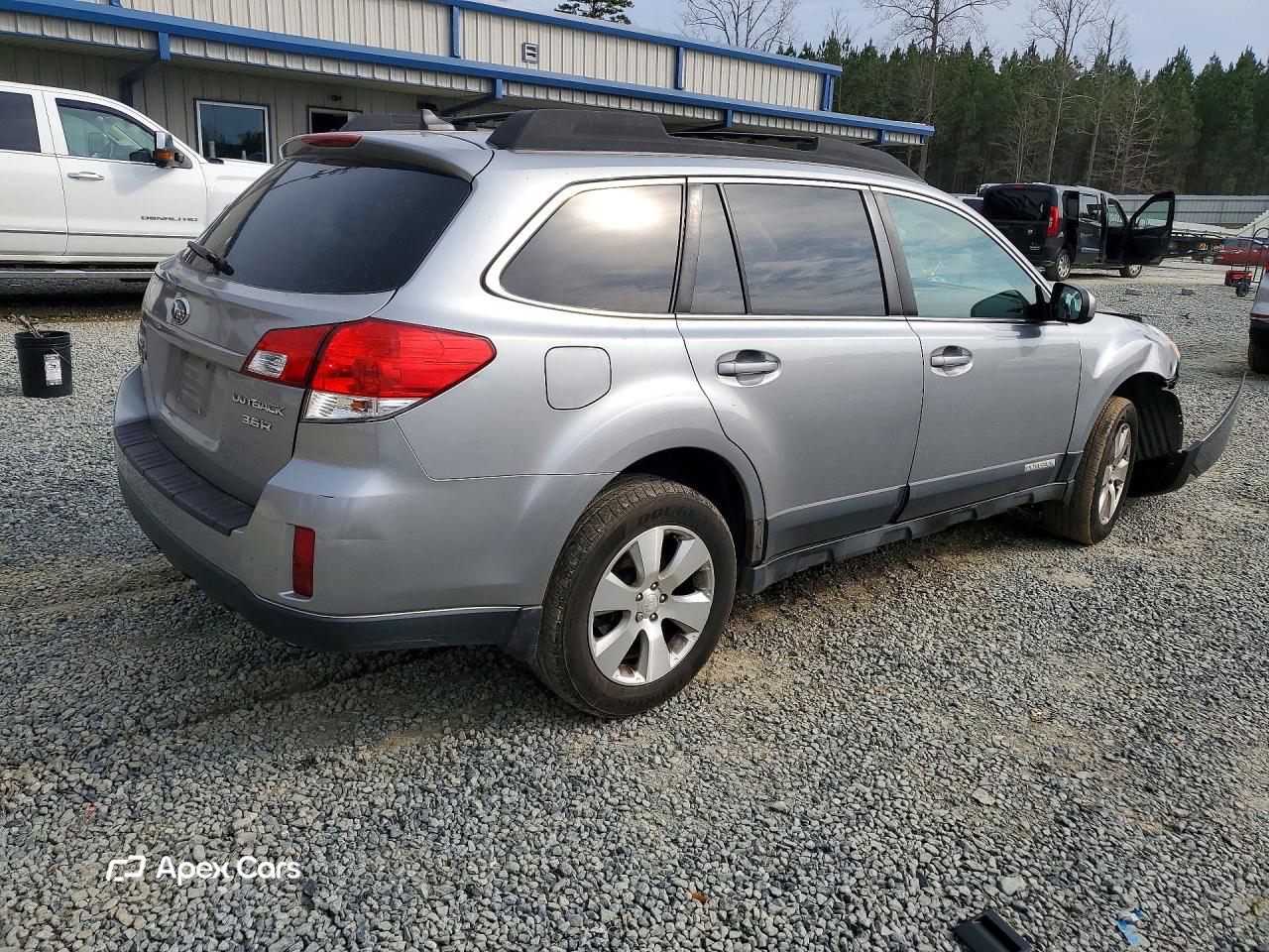 Subaru Outback 2011