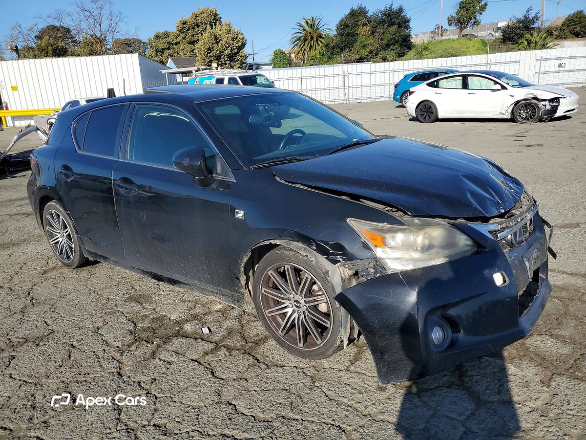 Lexus CT 2012