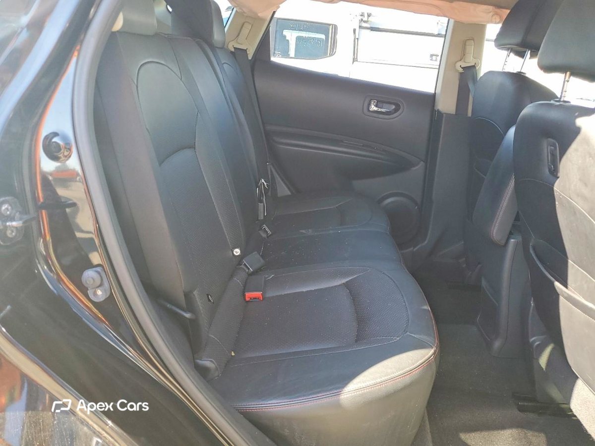 Nissan Rogue 2012