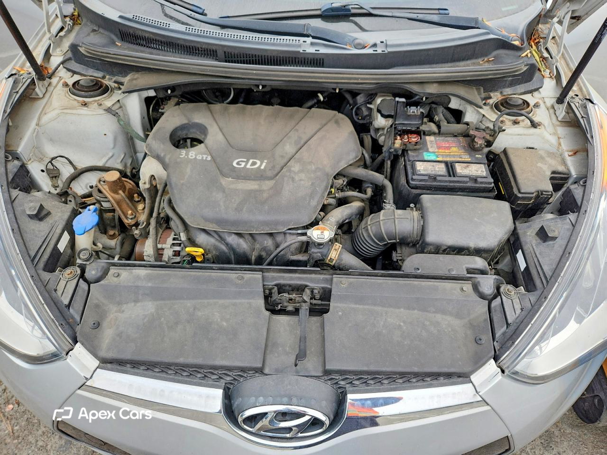 Hyundai Veloster 2015