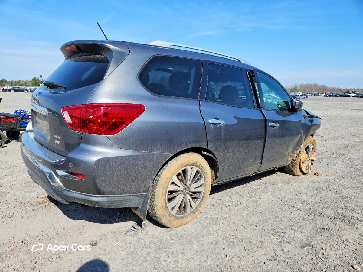 Nissan Pathfinder 2017