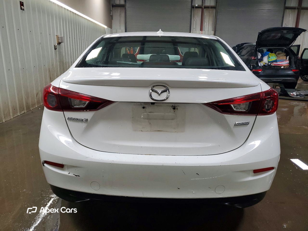 Mazda 3 2016